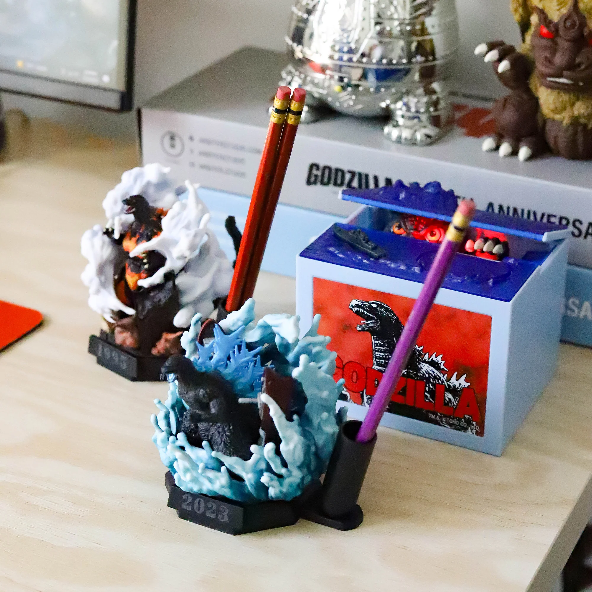 Godzilla Minus One (2023) Desktop Monster Pen Stand - Image 7